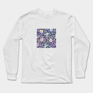 traditional oriental flower and bird ornament Long Sleeve T-Shirt